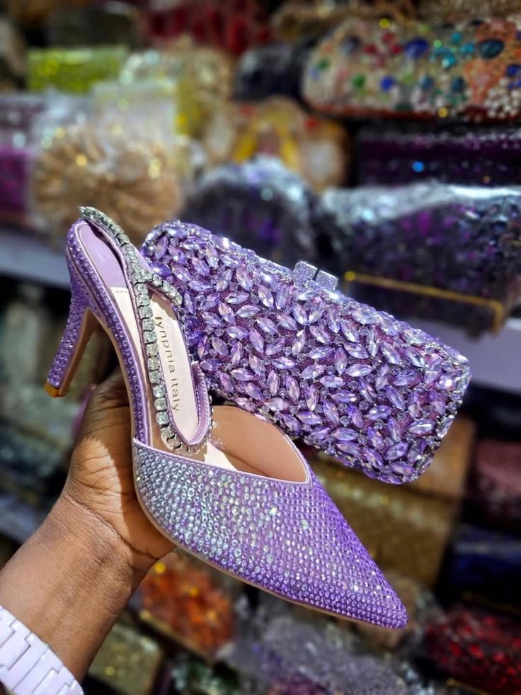 Apanpia Italy Rhinestone Shoe & Clutch Set
