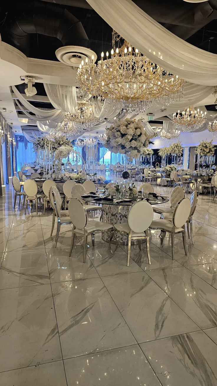 Luxury Crystal  ballroom Wedding Reception