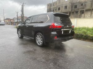 Lexus Lx570