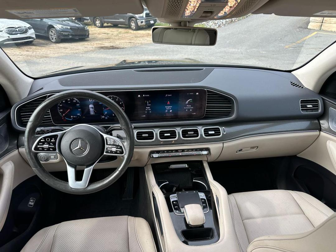 Mercedes Benz
