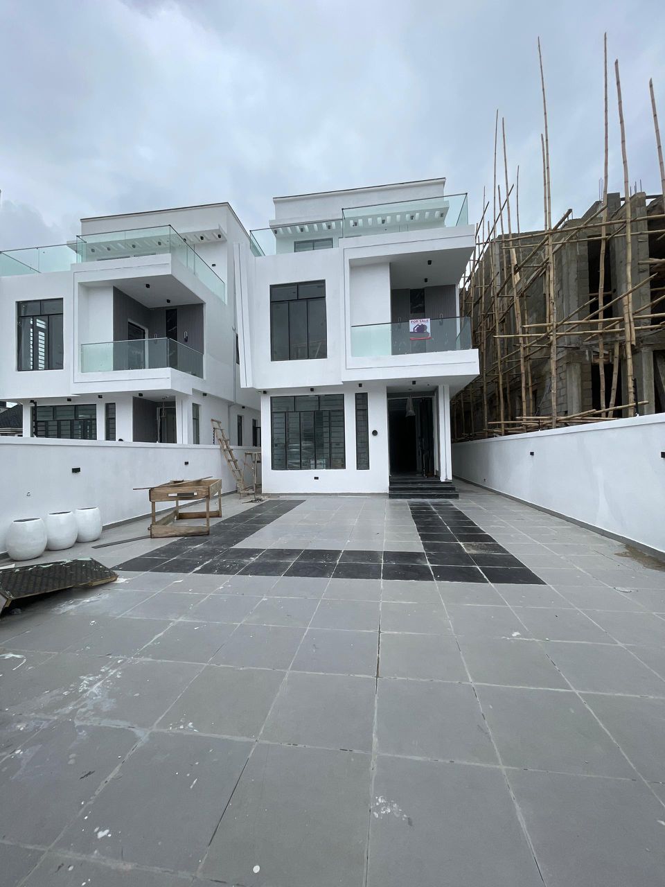 5 bedroom duplex