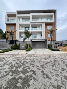 ⚜️**LUXURY SPACIOUS 2 BED APARTMENT WITH ELEVATOR, GYM, SWIMMING POOL*⚜️