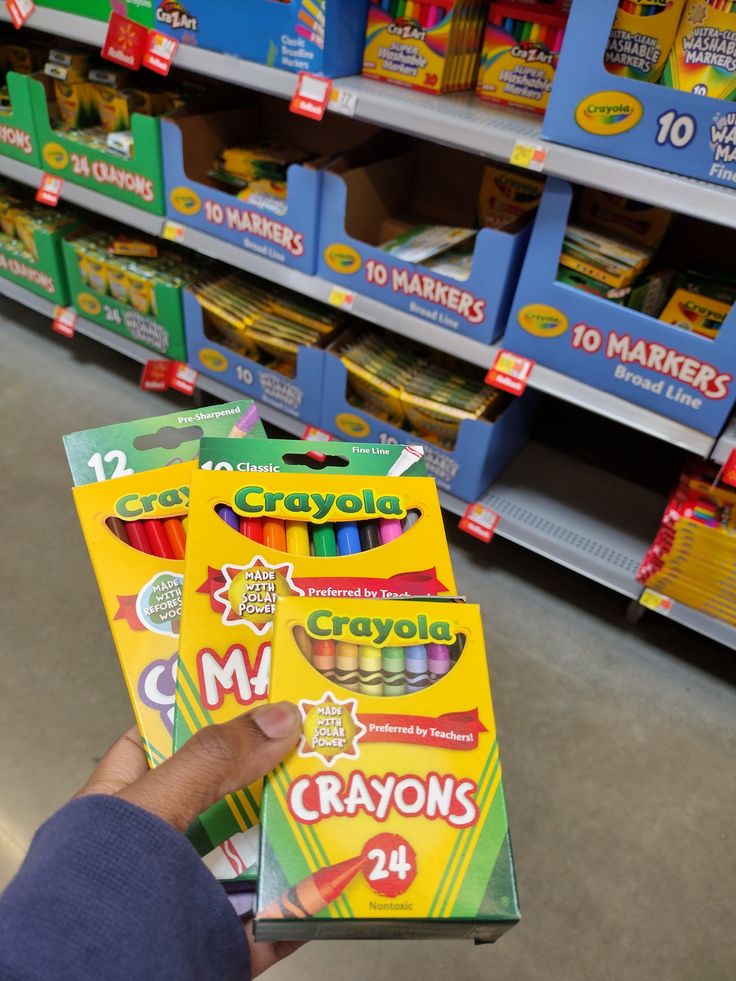 Crayola Crayons (24 count)