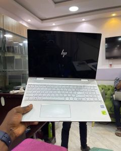 HP Laptop 15-fd0153ni
