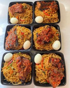 Stir-Fried Noodles with Fish & Egg