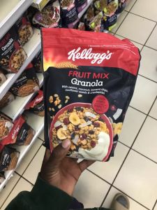 Kellogg’s Fruit Mix Granola