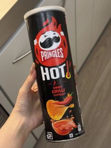 Pringles Hot Sweet Chilli Flavour -100g